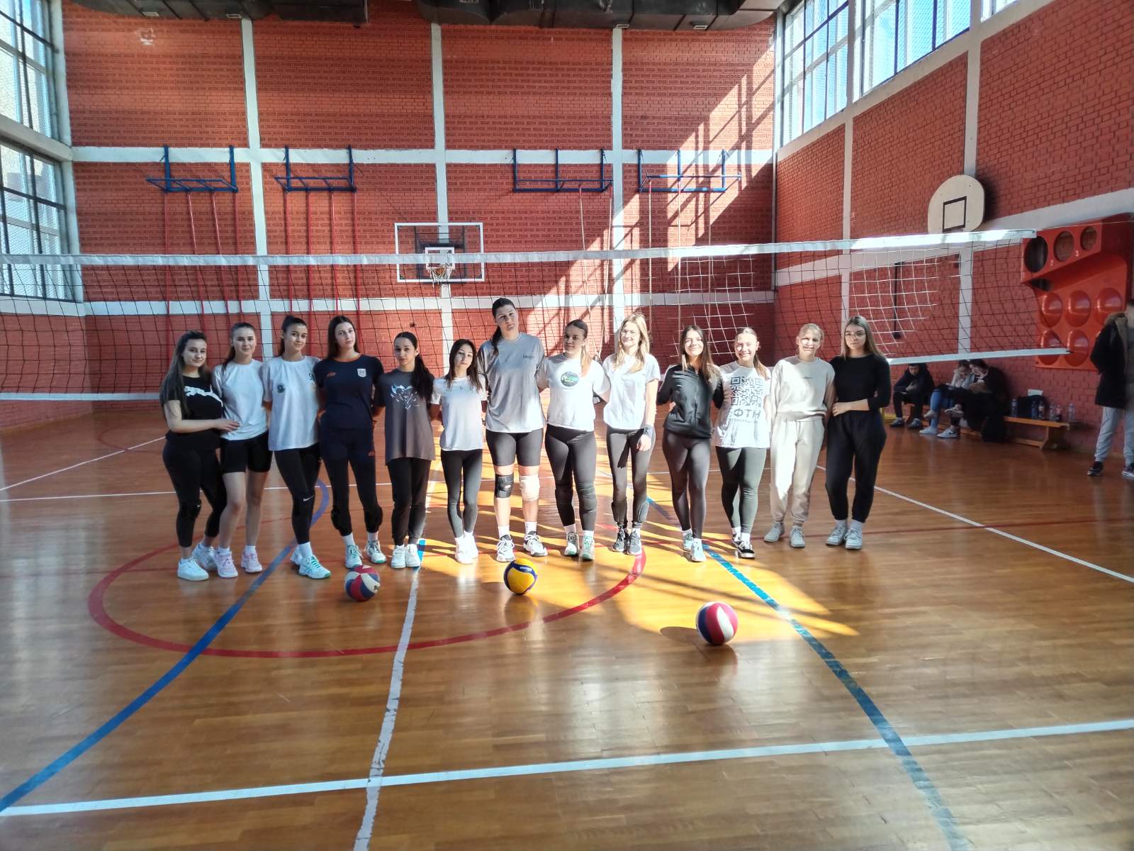 Одбојка ученице